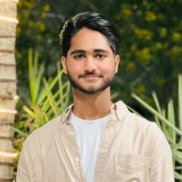 Portrait of Mohtashim Naeem